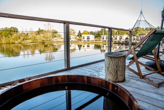 Ecolodges Du Golf Du Sauternais Saint-Loubert Экстерьер фото